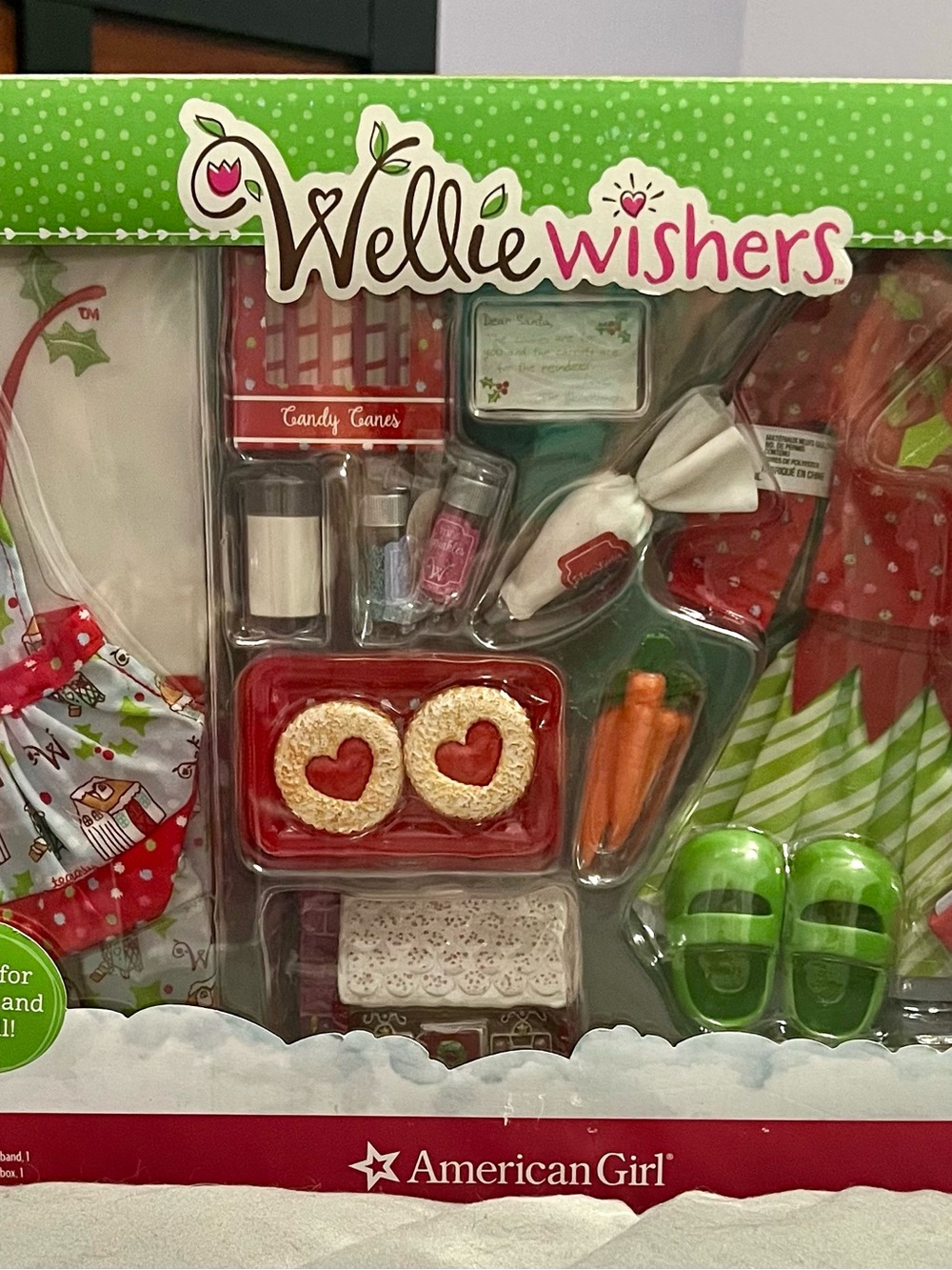 WellieWishers Holiday Snacks & Accessories Set - Green/Red